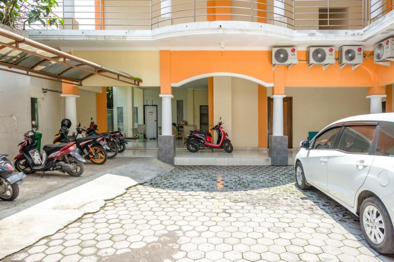 Reddoorz Syariah @ Jalan Simpang Gajayana Ξενοδοχείο Μαλάνγκ Εξωτερικό φωτογραφία